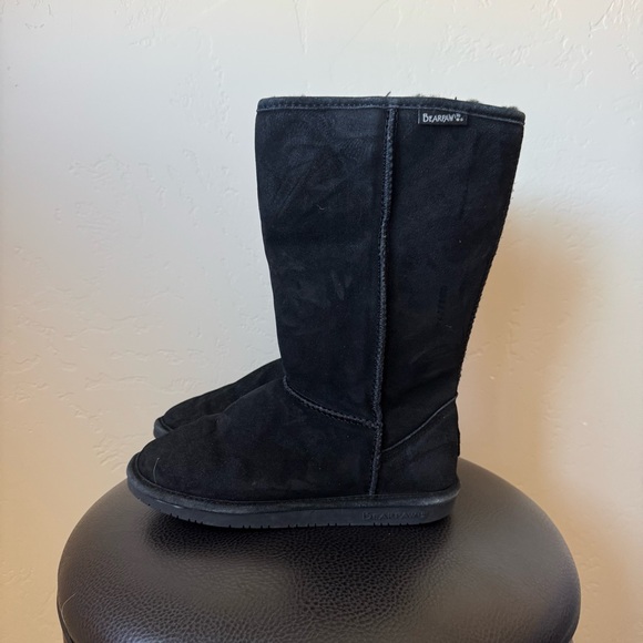 BearPaw Women’s Boots size 9 Emma Black Suede Sheepskin Lined Tall Winter Warm - Picture 1 of 7
